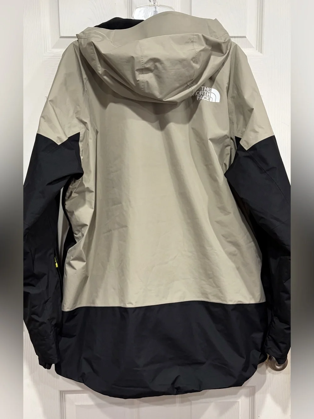 The North Face Men's XL Dawnstrike GTX Insulated Jacket Grey Black NWT Ski Snow